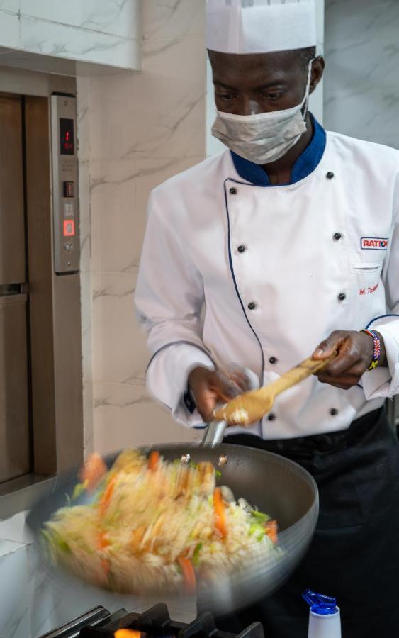 G.C Royal Hotel Accra Ngoại thất bức ảnh