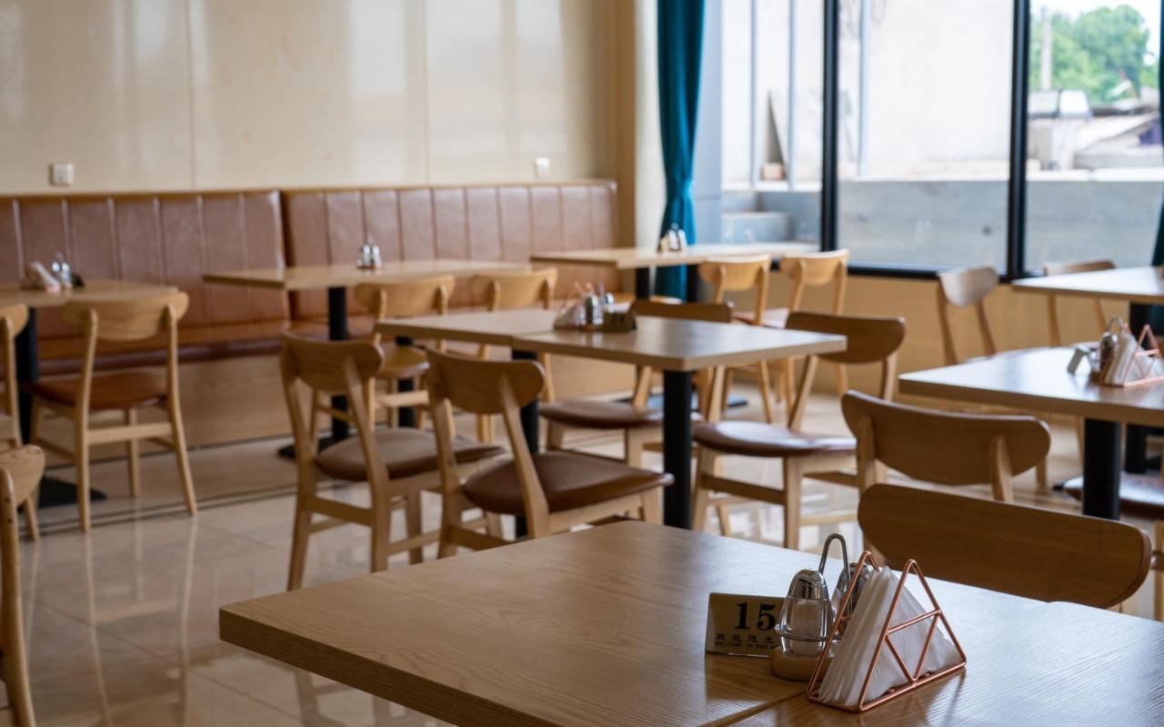 G.C Royal Hotel Accra Ngoại thất bức ảnh