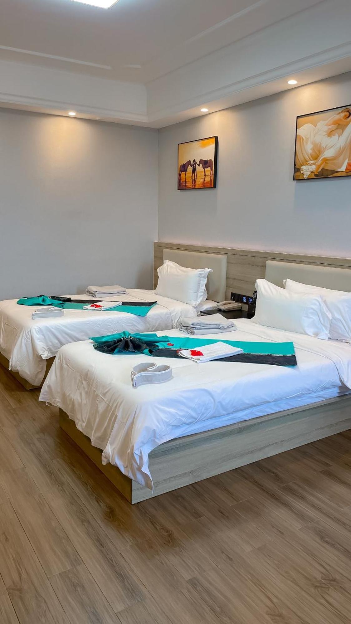G.C Royal Hotel Accra Ngoại thất bức ảnh